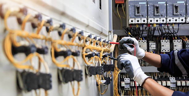 Professional Electrician technician working in Henderson, LA